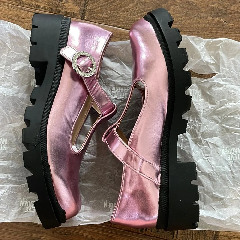 Steve Madden Girls Suzey Mary Jane Lug Sole in Pink Metallic Size 3